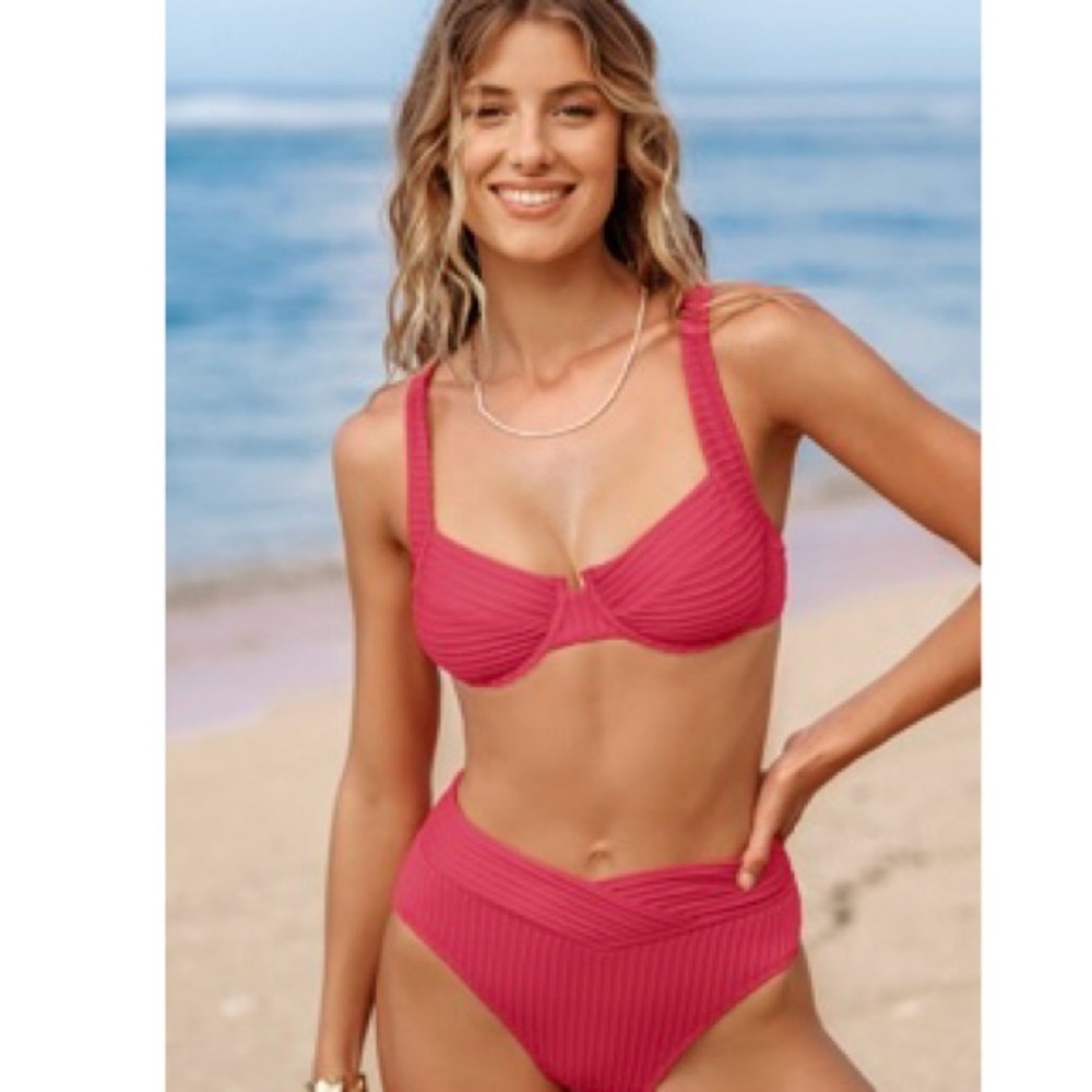 From Cupshe - wine rib underwire bikini top and standard bottoms set